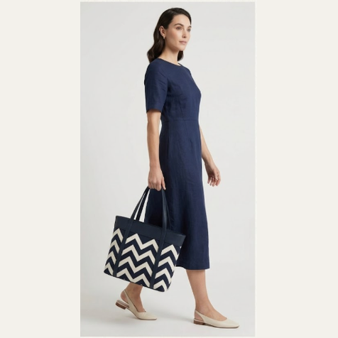 CHEVRON TOTE BLUE